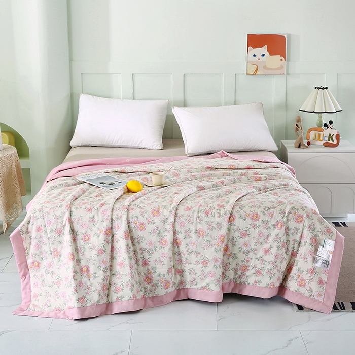 91家纺网 家纺一手货源 找家纺 米萝家居 2026新款全棉夏凉被纯棉空调被印花夏被【风格二】 依美莎