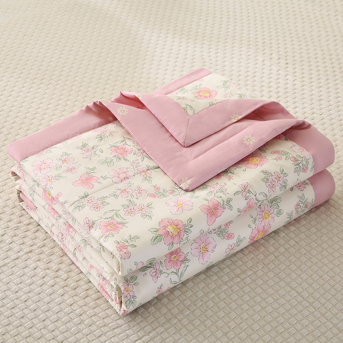 91家纺网 家纺一手货源 找家纺 米萝家居 2026新款全棉夏凉被纯棉空调被印花夏被【风格二】 依美莎