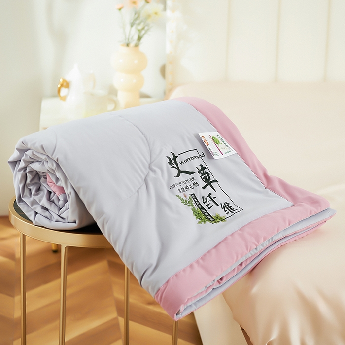 91家纺网 家纺一手货源 找家纺 憨豆家纺 2026新款艾草夏被空调被薄被子艾草驱蚊夏凉被礼品被子 高级灰