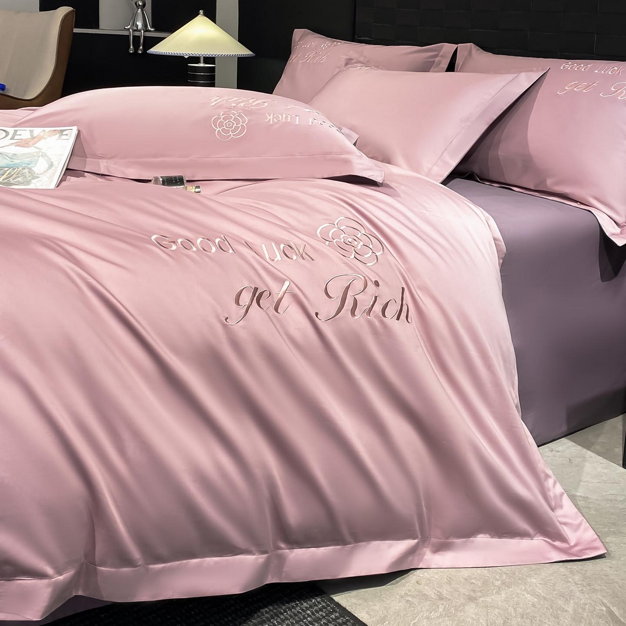 91家纺网 家纺一手货源 找家纺 润锦云 2026新款100s全棉长绒棉纯棉刺绣四件套-如愿 如愿-芙蓉粉+星黛紫