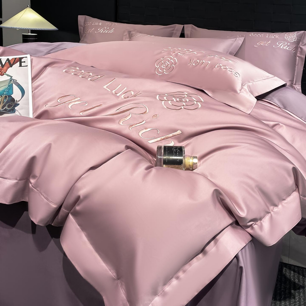 91家纺网 家纺一手货源 找家纺 润锦云 2026新款100s全棉长绒棉纯棉刺绣四件套-如愿 如愿-芙蓉粉+星黛紫