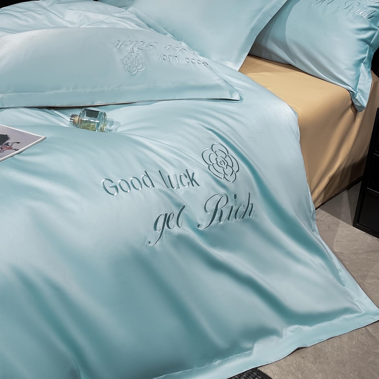 91家纺网 家纺一手货源 找家纺 润锦云 2026新款100s全棉长绒棉纯棉刺绣四件套-如愿 如愿-天空蓝+香槟金
