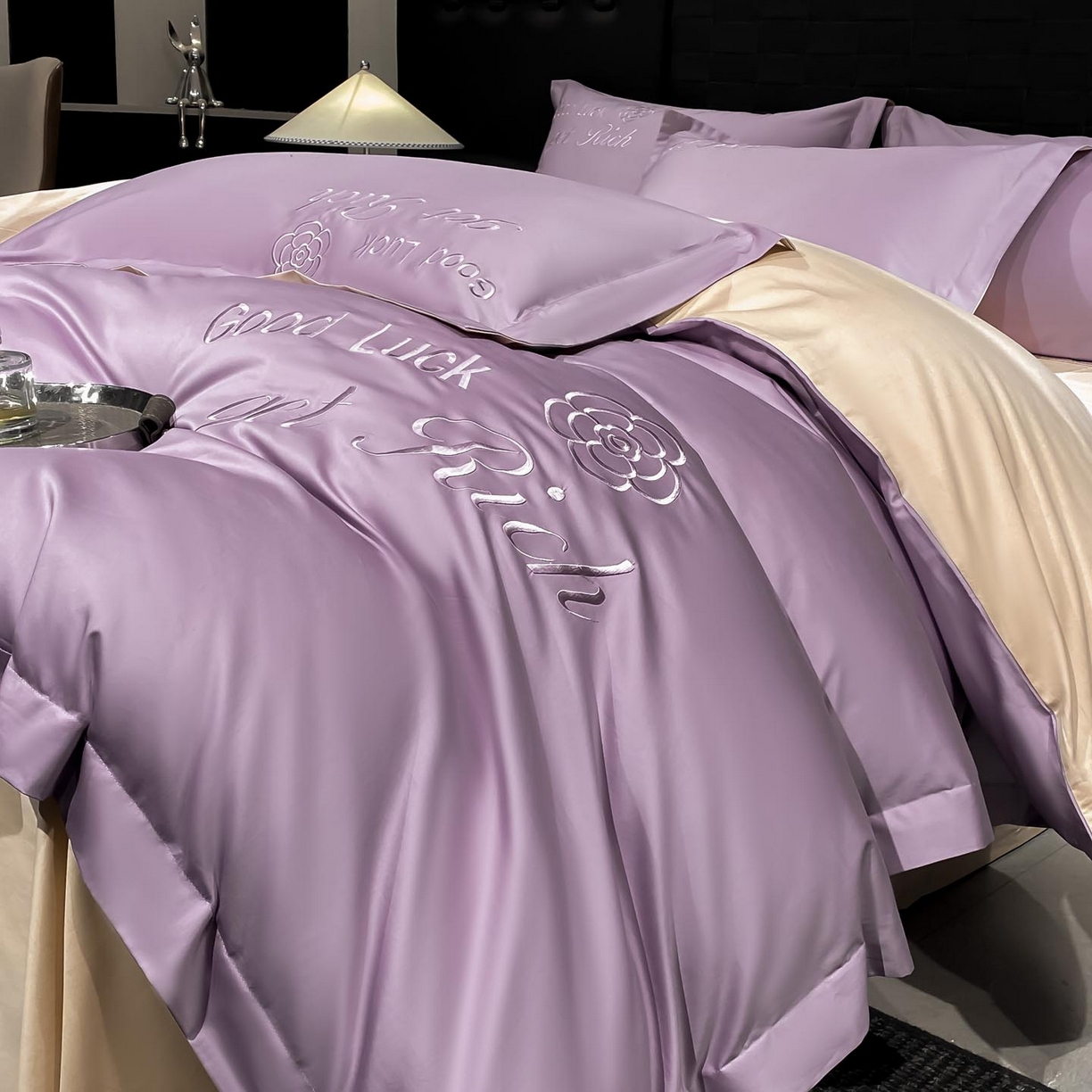 91家纺网 家纺一手货源 找家纺 润锦云 2026新款100s全棉长绒棉纯棉刺绣四件套-如愿 如愿-香芋紫+香槟金