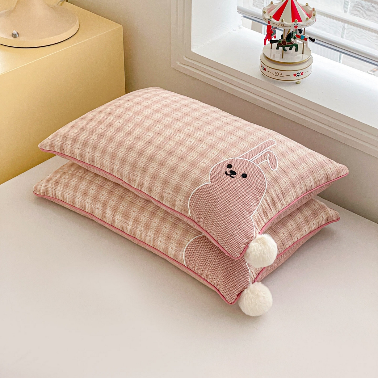 91家纺网 家纺一手货源 找家纺 梦叶草 2026新款全棉毛球兔荞麦枕枕头枕芯 毛球兔-粉色