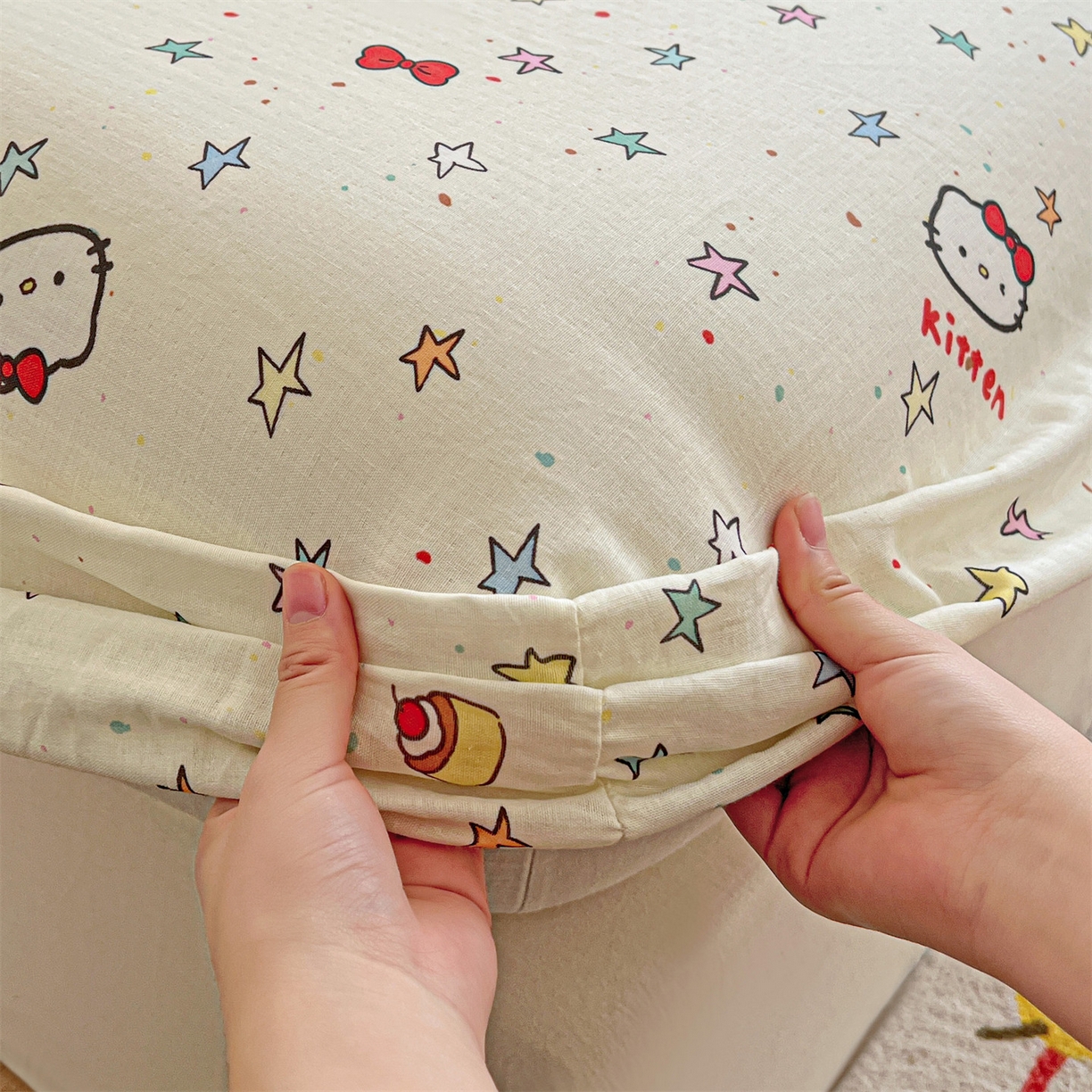 91家纺网 家纺一手货源 找家纺 名兮家居 2026新款全棉纯棉A类卡通时尚风双层纱床笠单品床笠床笠单件 双层纱-星星凯特