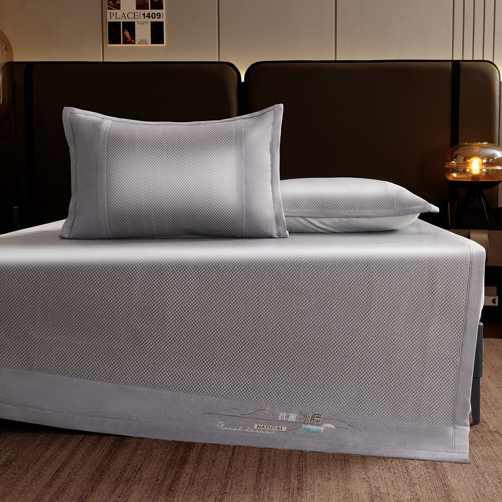 91家纺网 家纺一手货源 找家纺 （总）梵克保罗 2026春夏新款3D复合冰藤凉席三件套