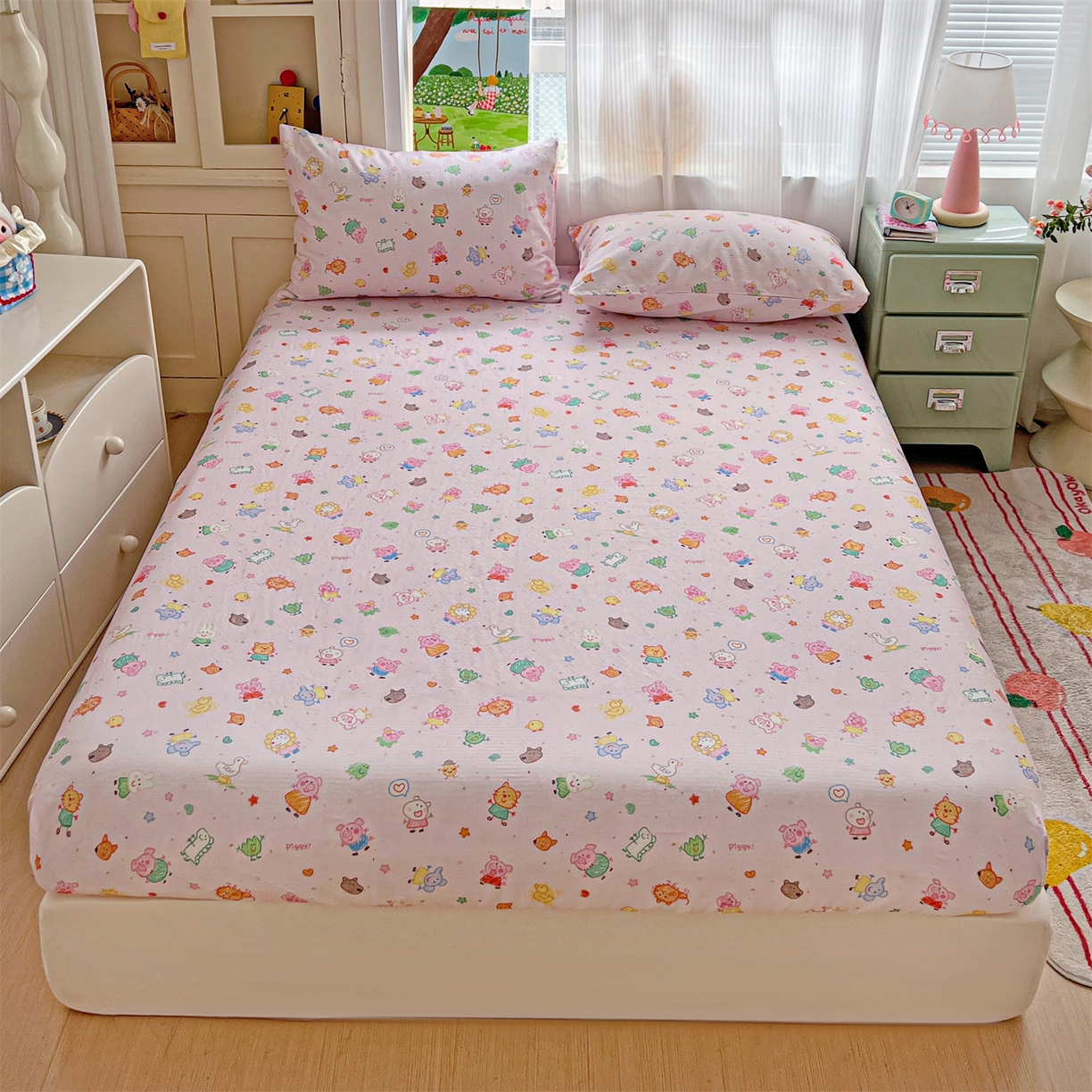 91家纺网 家纺一手货源 找家纺 名兮家居 2026新款全棉纯棉A类卡通时尚风双层纱床笠单品床笠床笠单件 双层纱-猪猪乐园