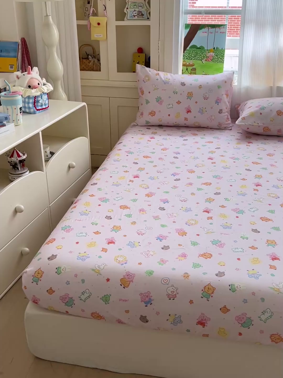 91家纺网 家纺一手货源 找家纺 名兮家居 2026新款全棉纯棉A类卡通时尚风双层纱床笠单品床笠床笠单件 双层纱-猪猪乐园