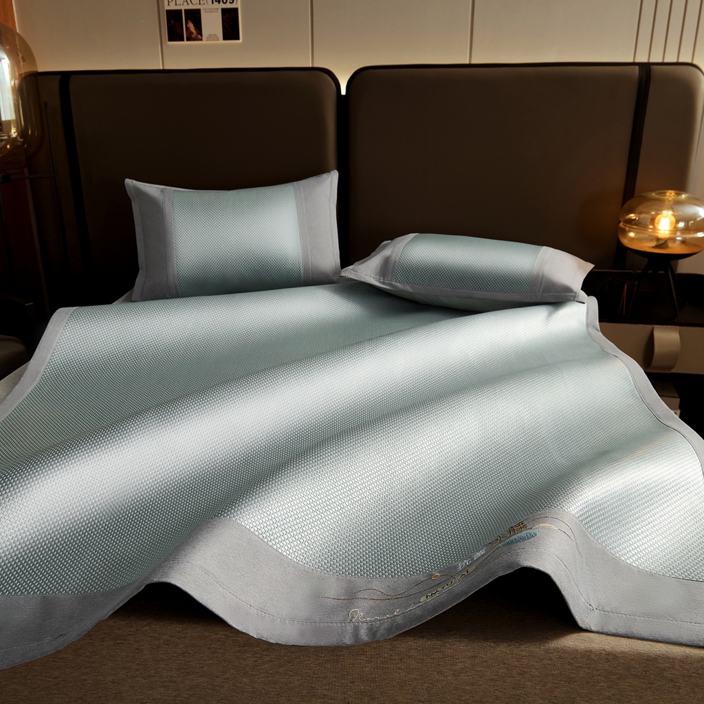 91家纺网 家纺一手货源 找家纺 （总）梵克保罗 2026春夏新款3D复合冰藤凉席三件套