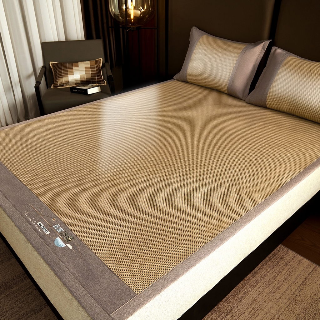 91家纺网 家纺一手货源 找家纺 梵克保罗 2026春夏新款3D复合冰藤凉席三件套 冰藤-落日-金