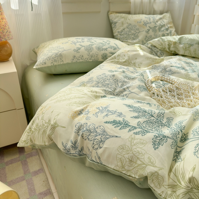 91家纺网 家纺一手货源 找家纺 优彩 2026春夏新款全棉纯棉13070跑量款特价小碎花卡通四件套 幽兰花谷