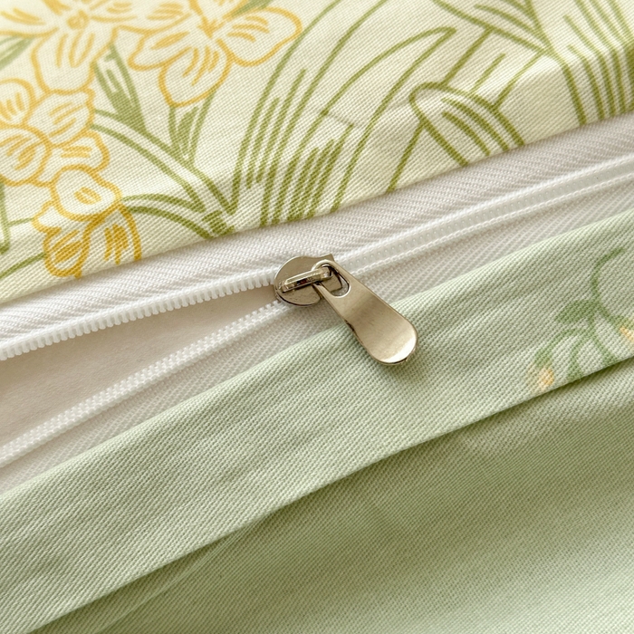 91家纺网 家纺一手货源 找家纺 优彩 2026春夏新款全棉纯棉13070跑量款特价小碎花卡通四件套 幽兰花谷