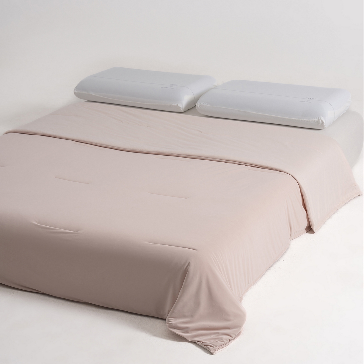 91家纺网 家纺一手货源 找家纺 棉森家纺 2026新款亚朵酒店同款深睡被双感控温被含礼盒夏被直播团购爆款夏凉被  橘雾粉