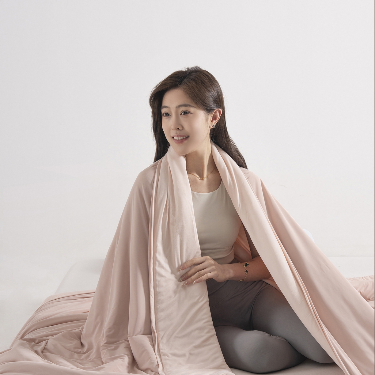 91家纺网 家纺一手货源 找家纺 棉森家纺 2026新款亚朵酒店同款深睡被双感控温被含礼盒夏被直播团购爆款夏凉被  橘雾粉