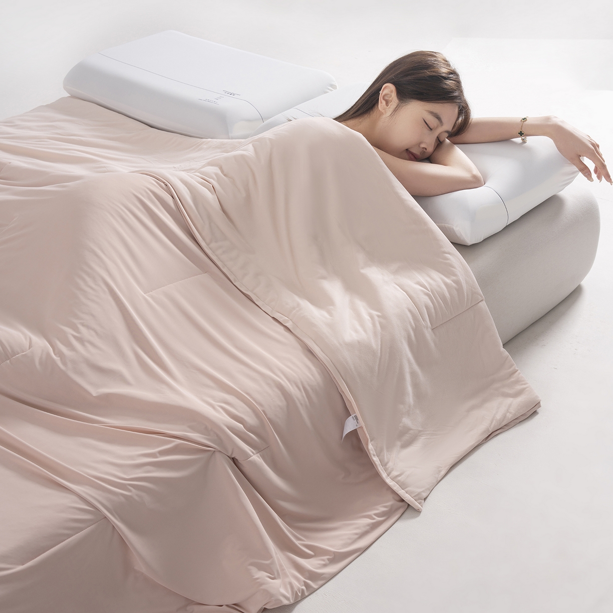 91家纺网 家纺一手货源 找家纺 棉森家纺 2026新款亚朵酒店同款深睡被双感控温被含礼盒夏被直播团购爆款夏凉被  橘雾粉