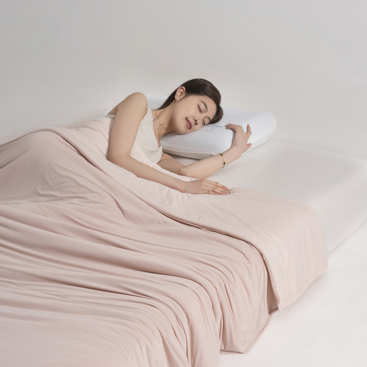 91家纺网 家纺一手货源 找家纺 棉森家纺 2026新款亚朵酒店同款深睡被双感控温被含礼盒夏被直播团购爆款夏凉被  橘雾粉