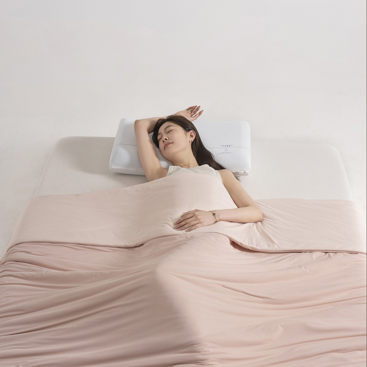 91家纺网 家纺一手货源 找家纺 棉森家纺 2026新款亚朵酒店同款深睡被双感控温被含礼盒夏被直播团购爆款夏凉被  橘雾粉