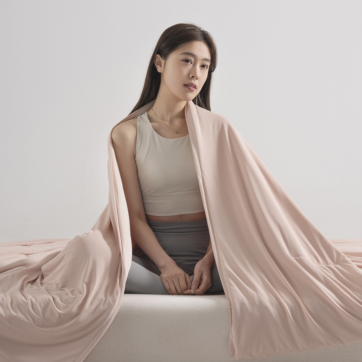 91家纺网 家纺一手货源 找家纺 棉森家纺 2026新款亚朵酒店同款深睡被双感控温被含礼盒夏被直播团购爆款夏凉被  橘雾粉