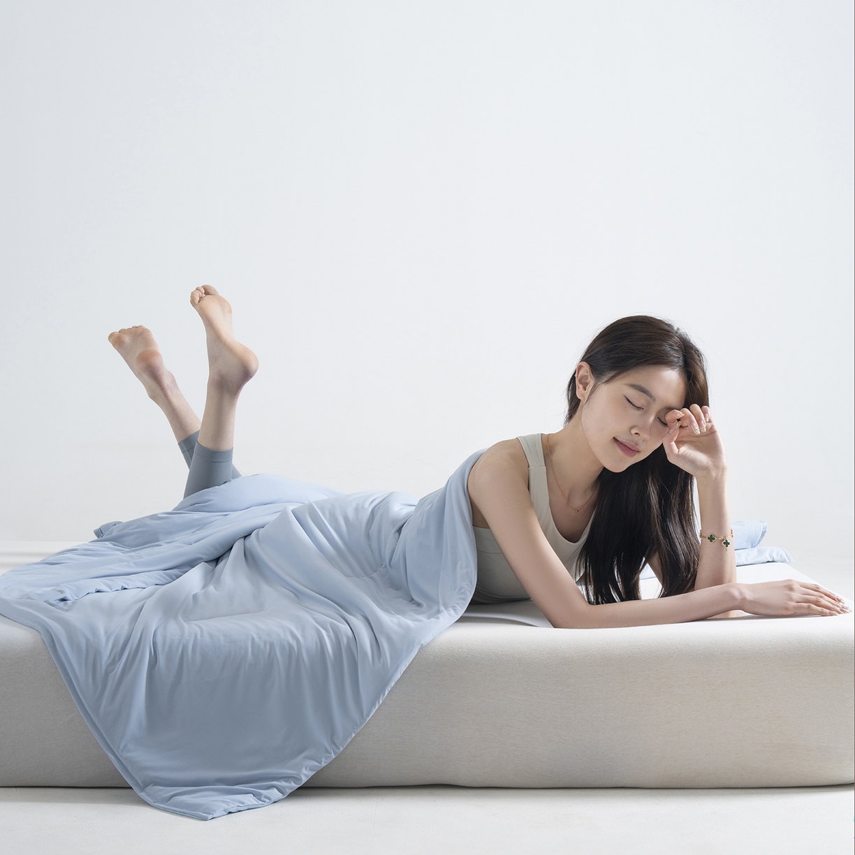 91家纺网 家纺一手货源 找家纺 棉森家纺 2026新款亚朵酒店同款深睡被双感控温被含礼盒夏被直播团购爆款夏凉被  青空灰