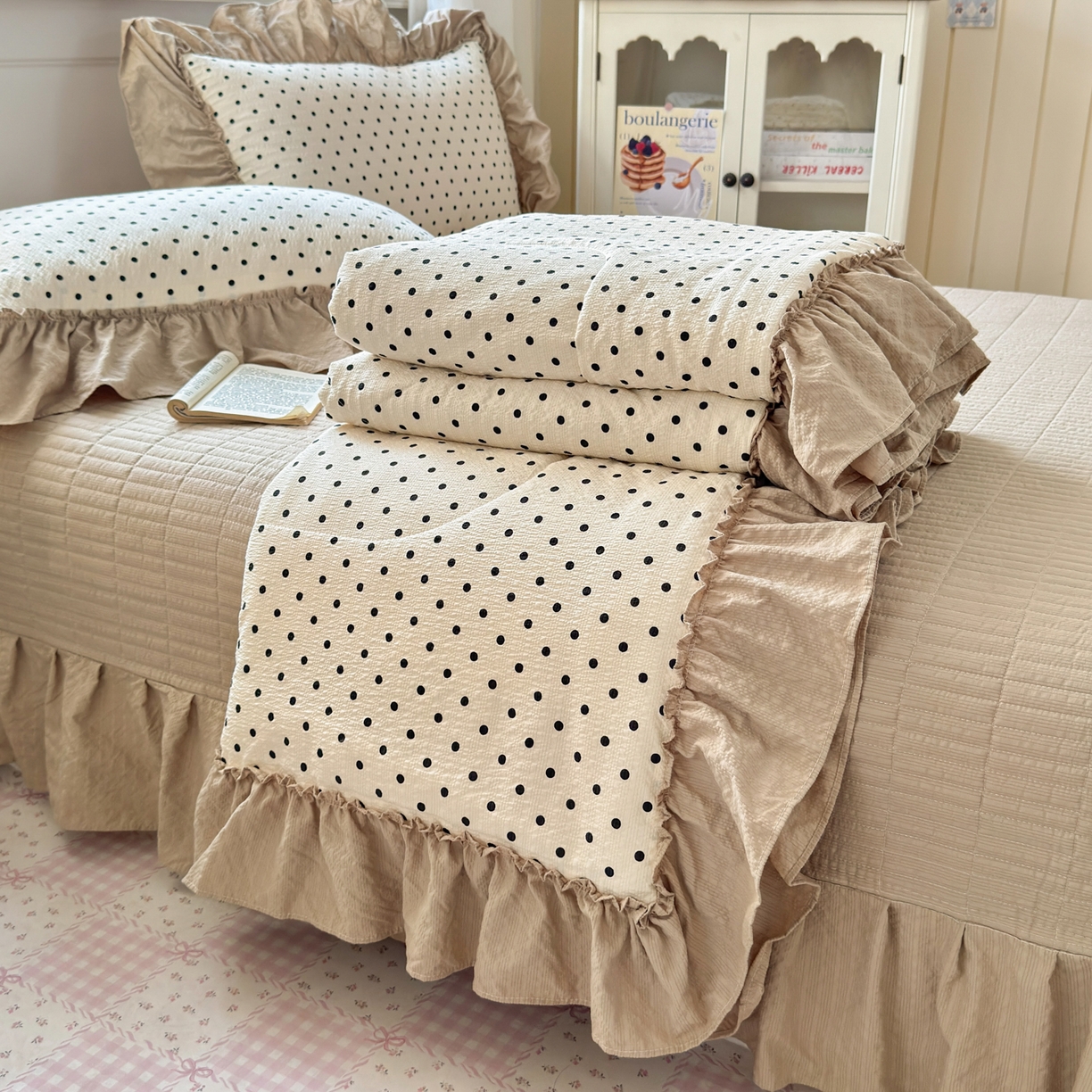 91家纺网 家纺一手货源 找家纺 禾沐 2026新款云感泡芙棉床盖夏被四件套AA款（夏被款） 波点