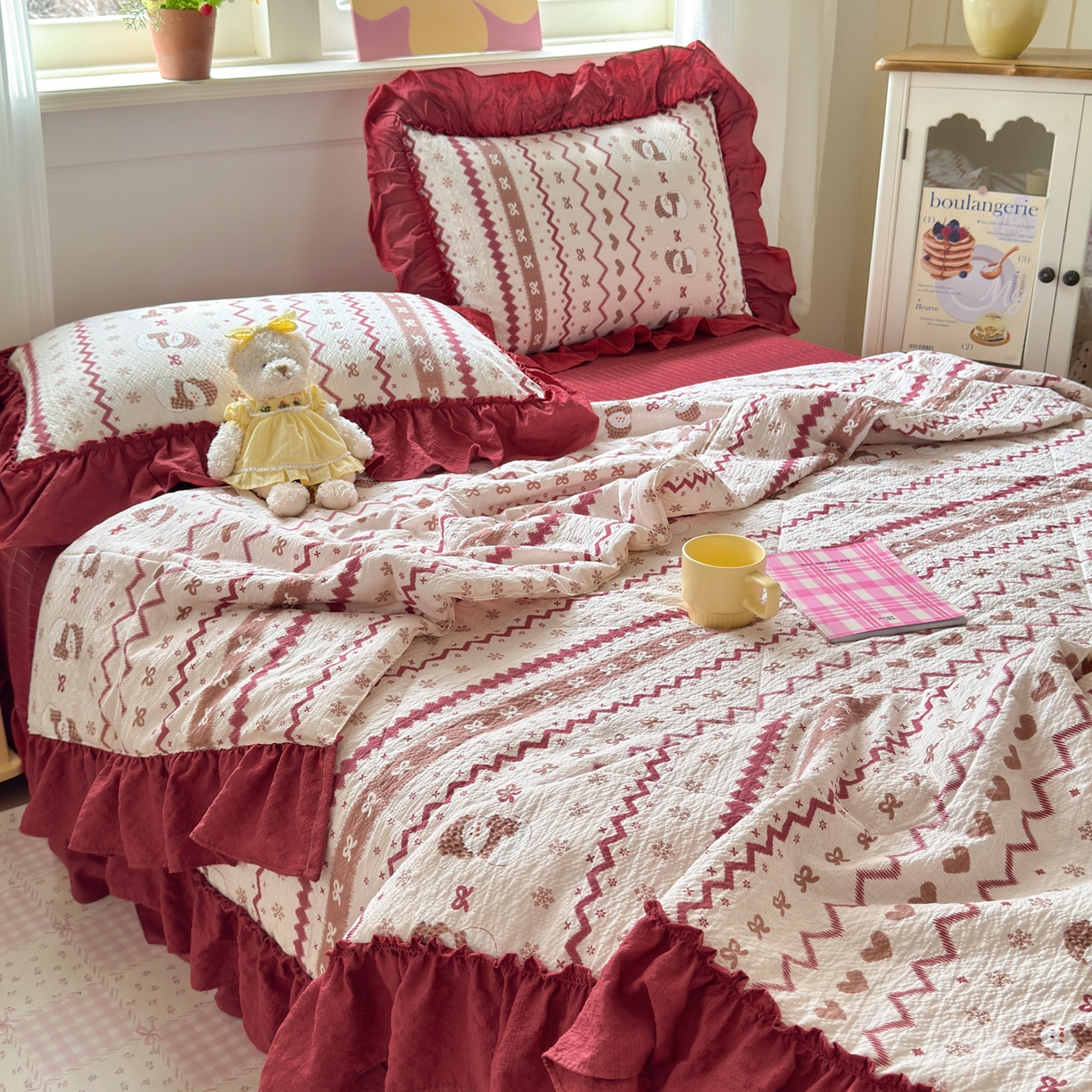 91家纺网 家纺一手货源 找家纺 禾沐 2026新款云感泡芙棉床盖夏被四件套AA款（夏被款） 红色小雪人