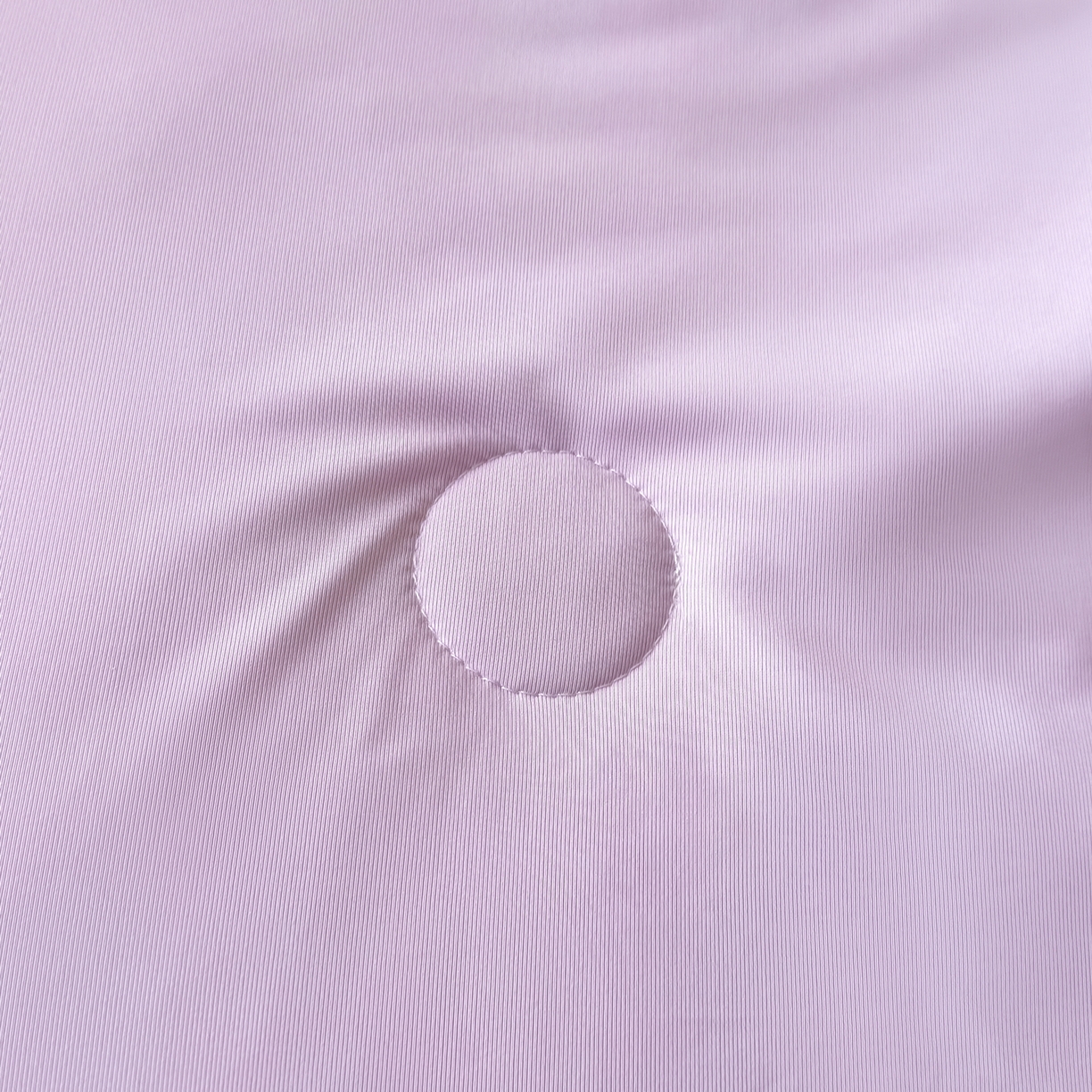 91家纺网 家纺一手货源 找家纺 羚羊语家纺 2026新款仿锦氨凉感夏被床盖四件套夹棉床盖纯色轻奢凉感丝夏凉被空调冰丝云母凉感被子被芯 紫陌柔黄