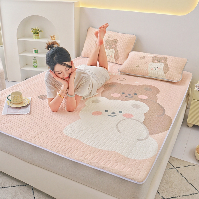 91家纺网 家纺一手货源 找家纺 佳鸿家纺 2026新款冰丝防水乳胶凉席隔尿垫姨妈垫床垫保护垫单人床双人床可机洗 防水白熊-咖
