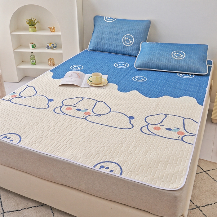 91家纺网 家纺一手货源 找家纺 佳鸿家纺 2026新款冰丝防水乳胶凉席隔尿垫姨妈垫床垫保护垫单人床双人床可机洗 防水趴趴狗