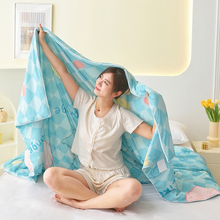 91家纺网 家纺一手货源 找家纺 佳鸿家纺 2026新款冰淇凌夏凉被凉感丝加氨卡通夏被空调被冷感薄被子单双人床可机洗 泡泡龙