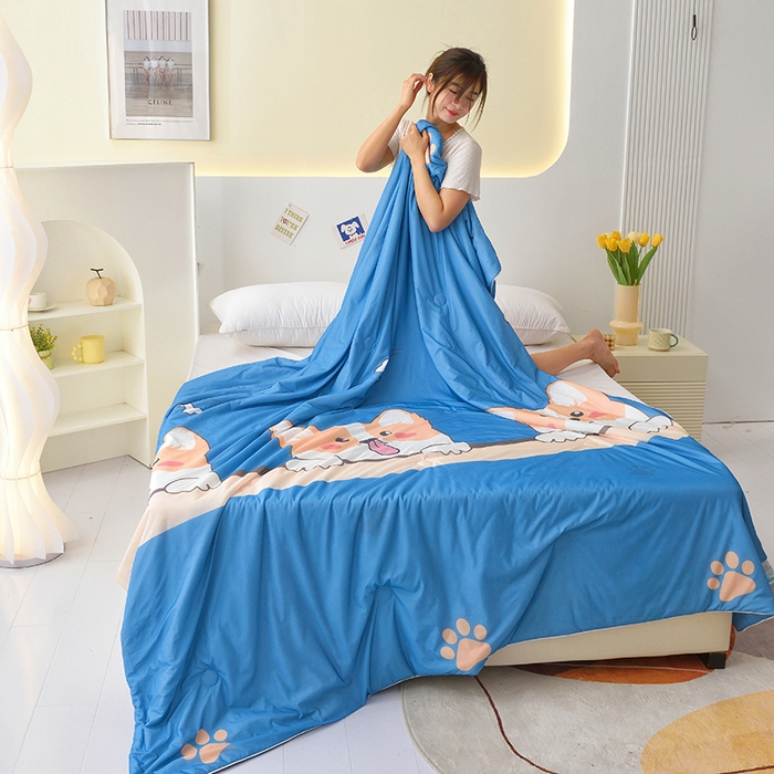91家纺网 家纺一手货源 找家纺 佳鸿家纺 2026新款冰淇凌夏凉被凉感丝加氨卡通夏被空调被冷感薄被子单双人床可机洗 柯基