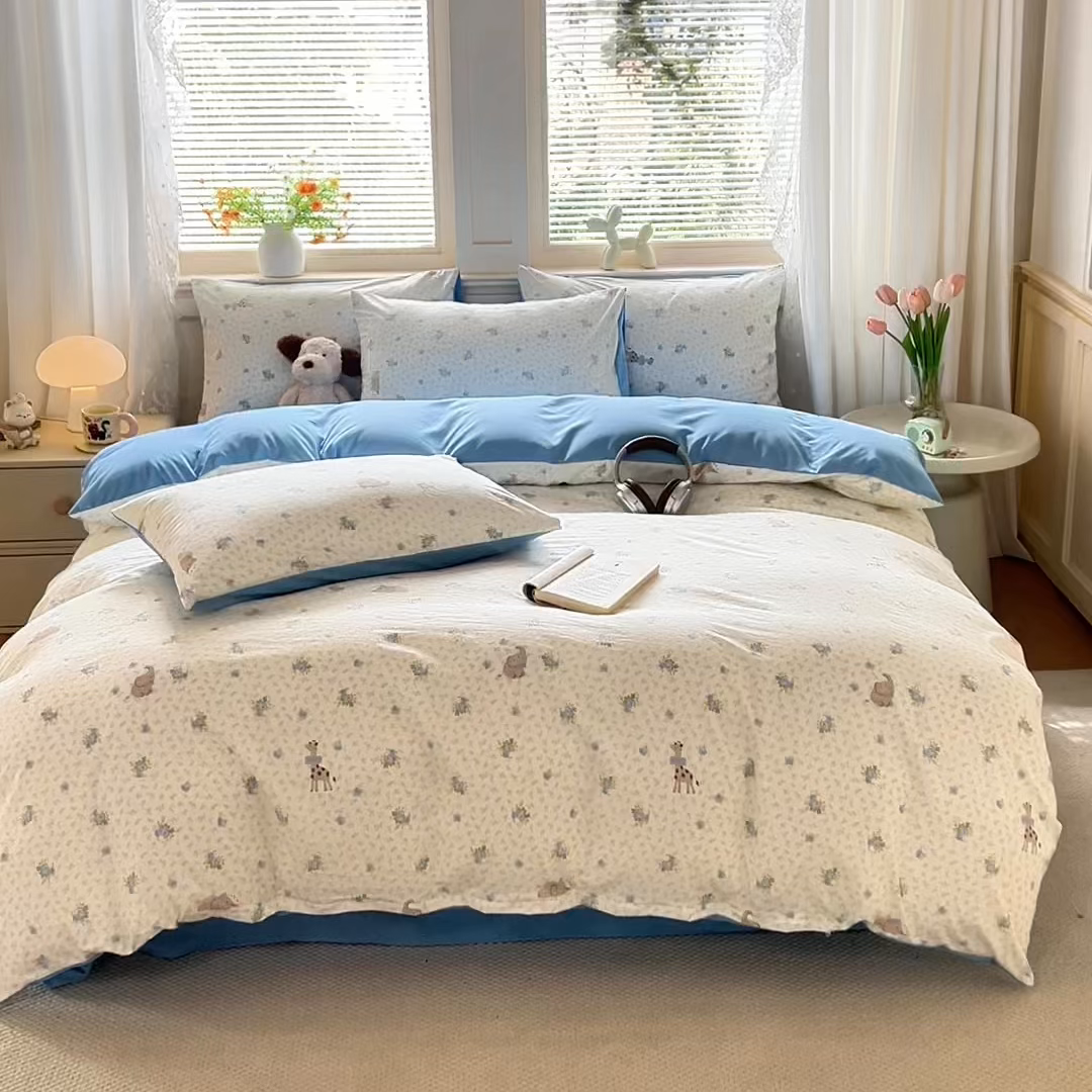 91家纺网 家纺一手货源 找家纺 铭浩家纺 2026春夏新款A类古法水洗云朵四件套 雾里浅花