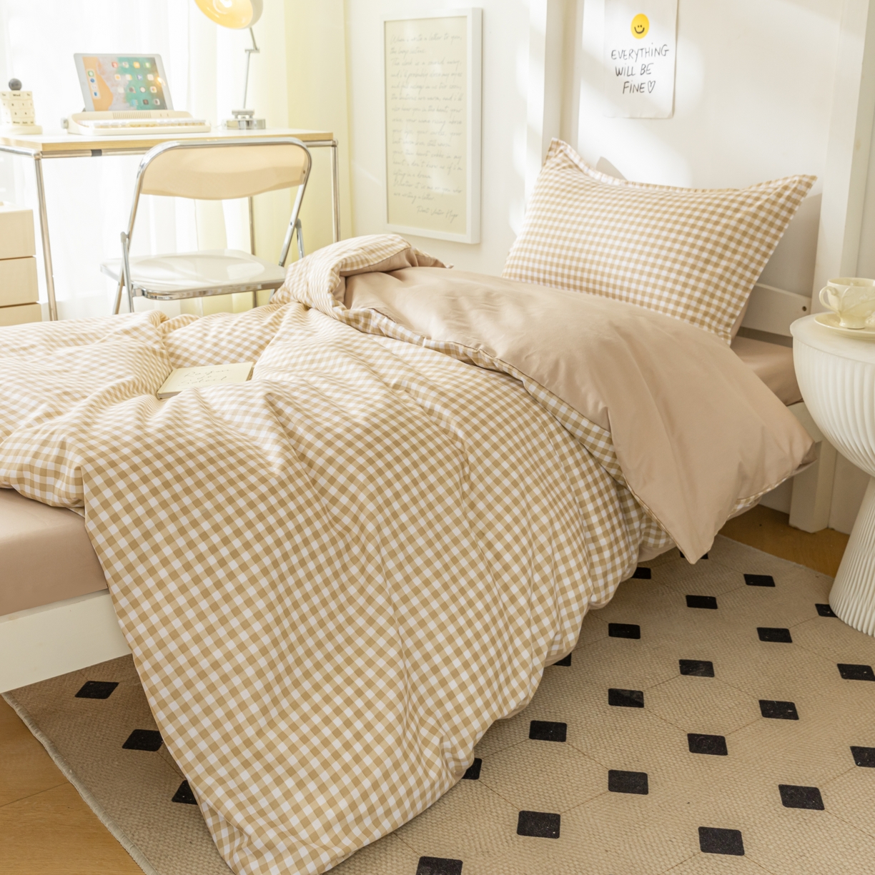 91家纺网 家纺一手货源 找家纺 天之爱 2026年新款13372全棉三件套学生上下铺6件套多件套咖小格