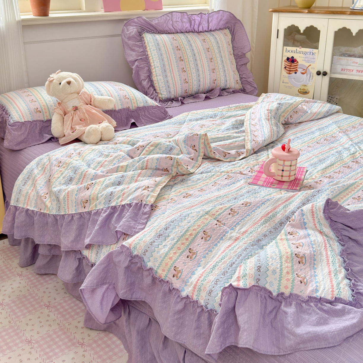 91家纺网 家纺一手货源 找家纺 禾沐 2026新款云感泡芙棉床盖夏被四件套AA款（夏被款） 甜心木马卷