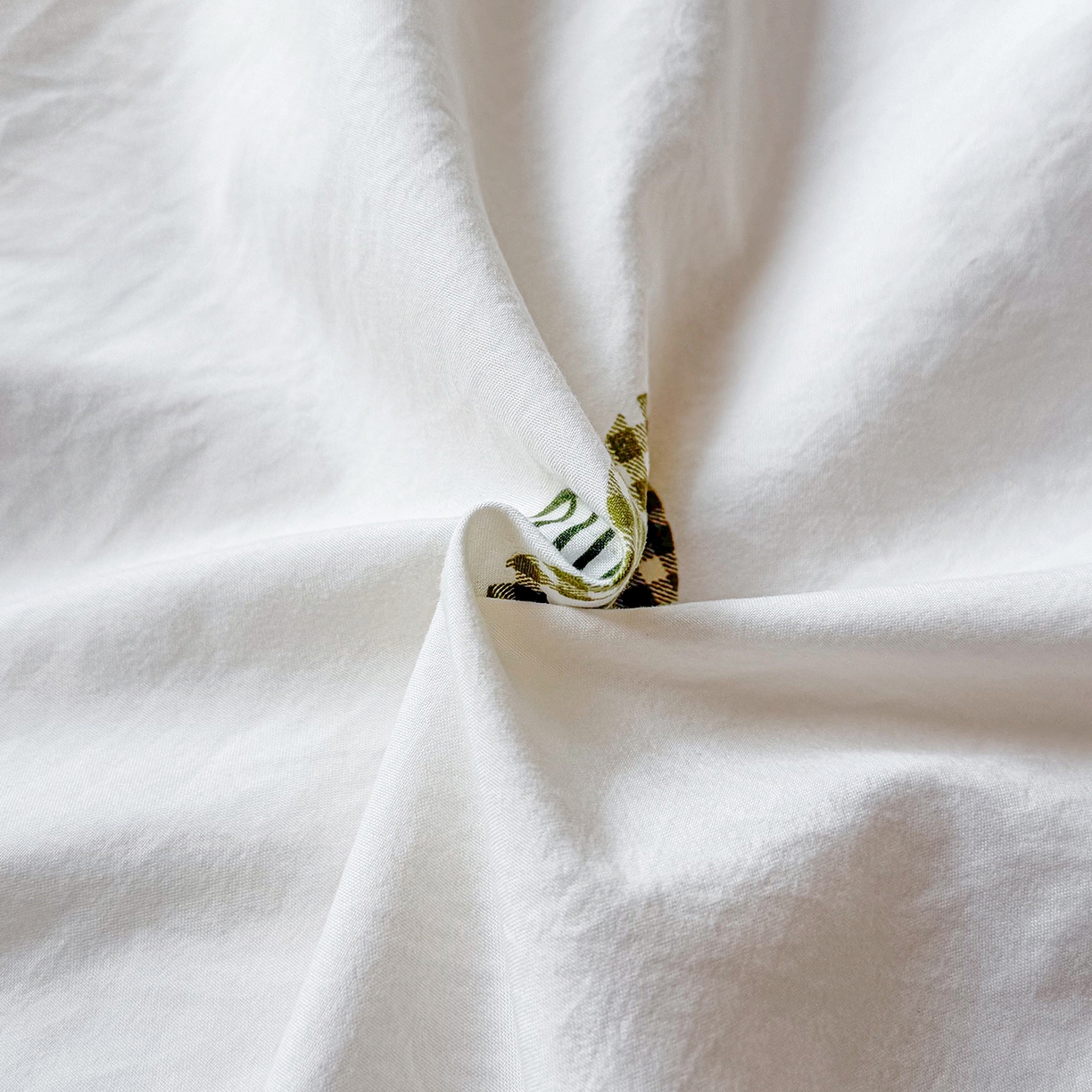 91家纺网 家纺一手货源 找家纺 铭浩家纺 2026春夏新款A类古法水洗云朵四件套 心恋之语