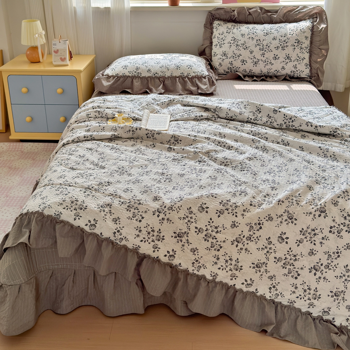 91家纺网 家纺一手货源 找家纺 禾沐 2026新款云感泡芙棉床盖夏被四件套AA款（夏被款） 只闻花香