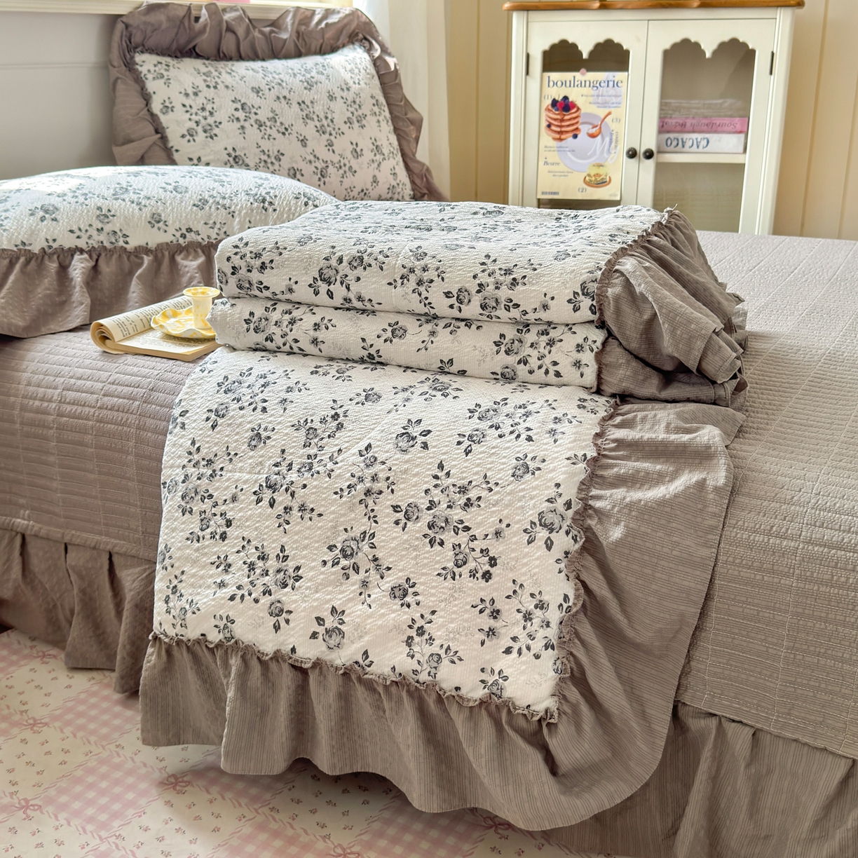 91家纺网 家纺一手货源 找家纺 禾沐 2026新款云感泡芙棉床盖夏被四件套AA款（夏被款） 只闻花香