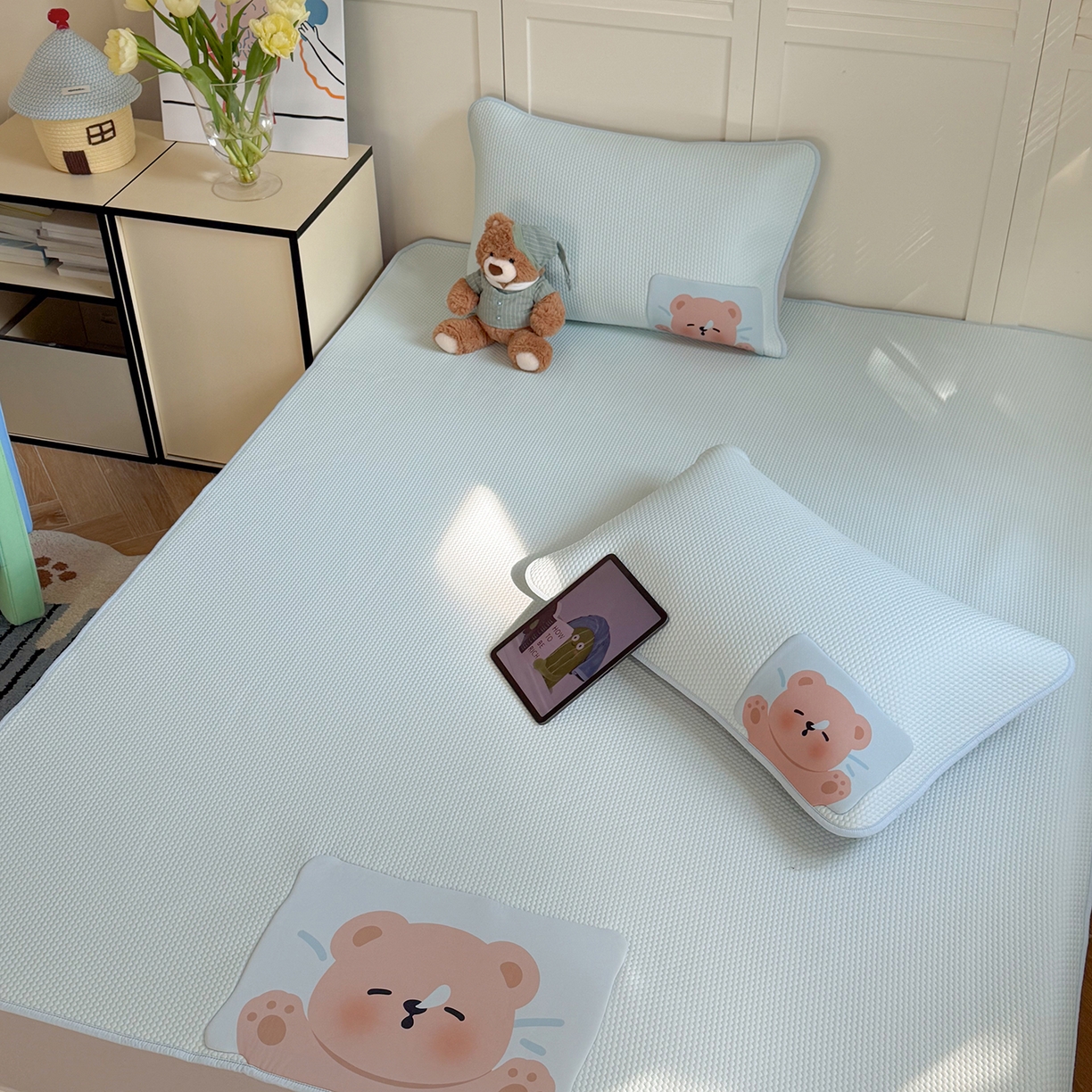 91家纺网 家纺一手货源 找家纺 GUJARY古家丽 2026新款即凉萌趣中分子床笠凉席三件套-风格二 瞌睡熊