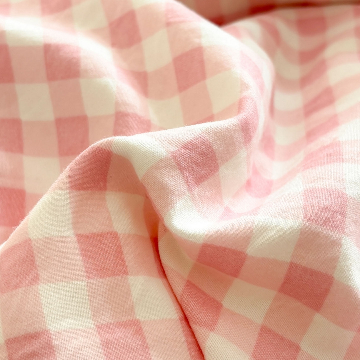 91家纺网 家纺一手货源 找家纺 2026新款卡通刺绣四件套水洗棉毛巾绣三件套学生宿舍被套床笠贴布绣