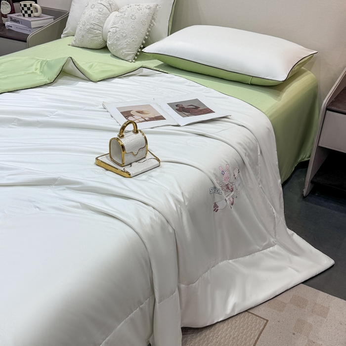 蕾诺家纺 2026新款冰丝烫画夏被空调被夏凉被 被子被芯 绿白