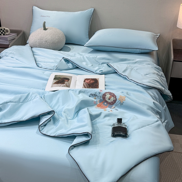 91家纺网 家纺一手货源 找家纺 蕾诺家纺 2026新款冰丝烫画夏被空调被夏凉被 被子被芯 浅蓝