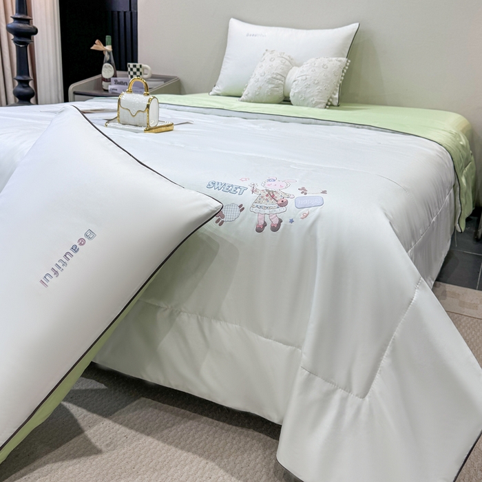 91家纺网 家纺一手货源 找家纺 蕾诺家纺 2026新款冰丝烫画夏被空调被夏凉被 被子被芯 绿白