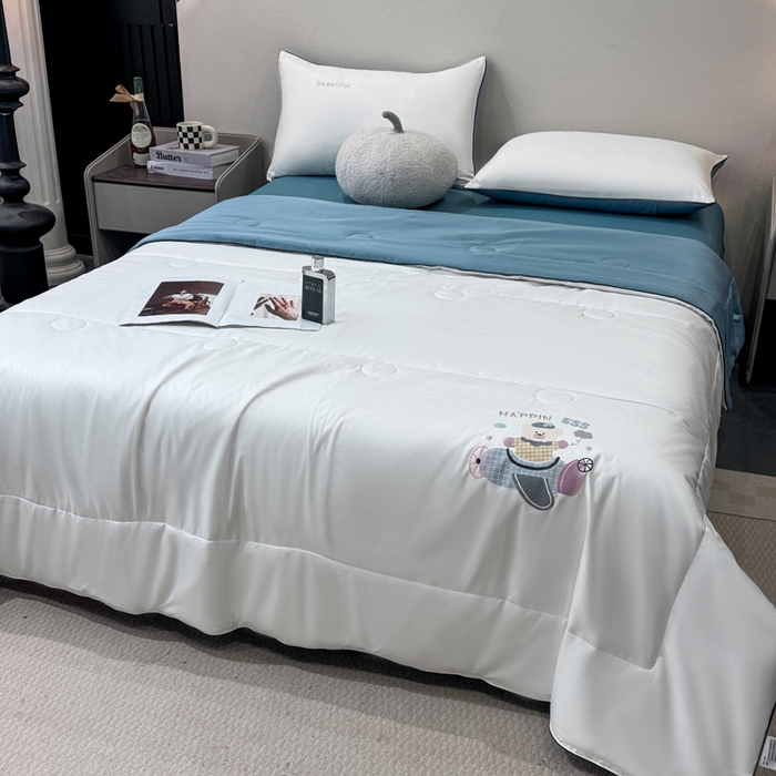 91家纺网 家纺一手货源 找家纺 蕾诺家纺 2026新款冰丝烫画夏被空调被夏凉被 被子被芯 蓝白