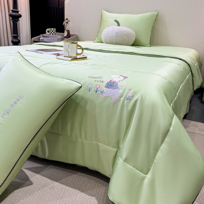 91家纺网 家纺一手货源 找家纺 蕾诺家纺 2026新款冰丝烫画夏被空调被夏凉被 被子被芯 绿色