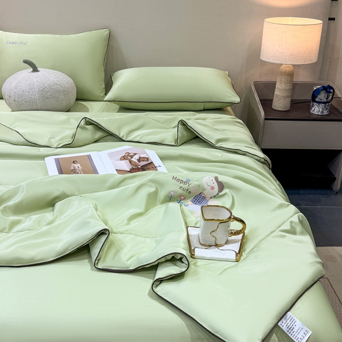 91家纺网 家纺一手货源 找家纺 蕾诺家纺 2026新款冰丝烫画夏被空调被夏凉被 被子被芯 绿色