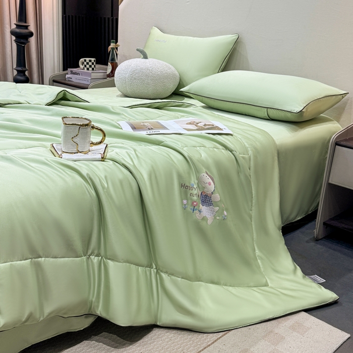 91家纺网 家纺一手货源 找家纺 蕾诺家纺 2026新款冰丝烫画夏被空调被夏凉被 被子被芯 绿色