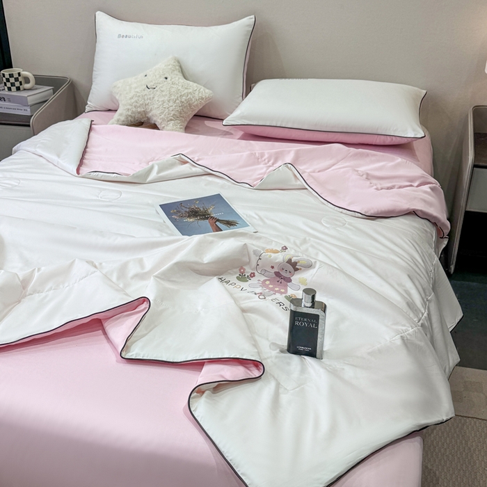 91家纺网 家纺一手货源 找家纺 蕾诺家纺 2026新款冰丝烫画夏被空调被夏凉被 被子被芯 粉白