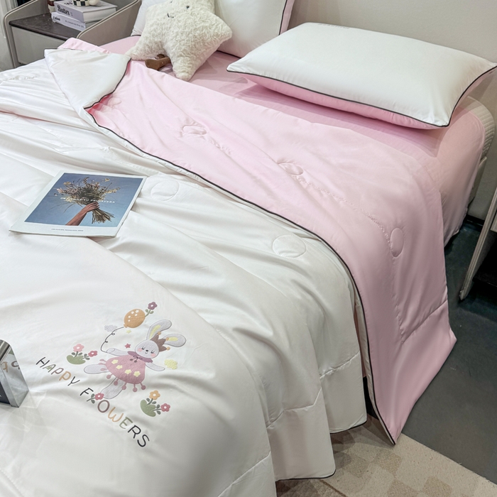 91家纺网 家纺一手货源 找家纺 蕾诺家纺 2026新款冰丝烫画夏被空调被夏凉被 被子被芯 粉白