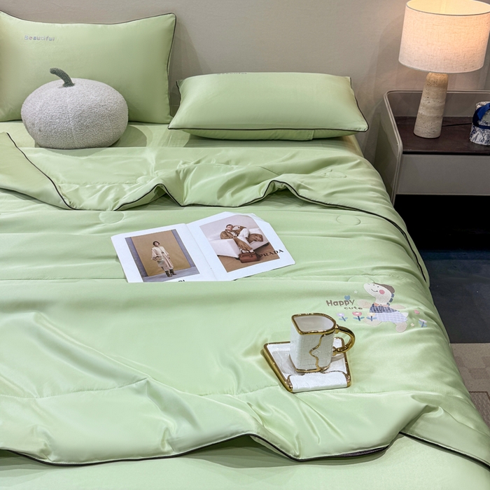 91家纺网 家纺一手货源 找家纺 蕾诺家纺 2026新款冰丝烫画夏被空调被夏凉被 被子被芯 绿色