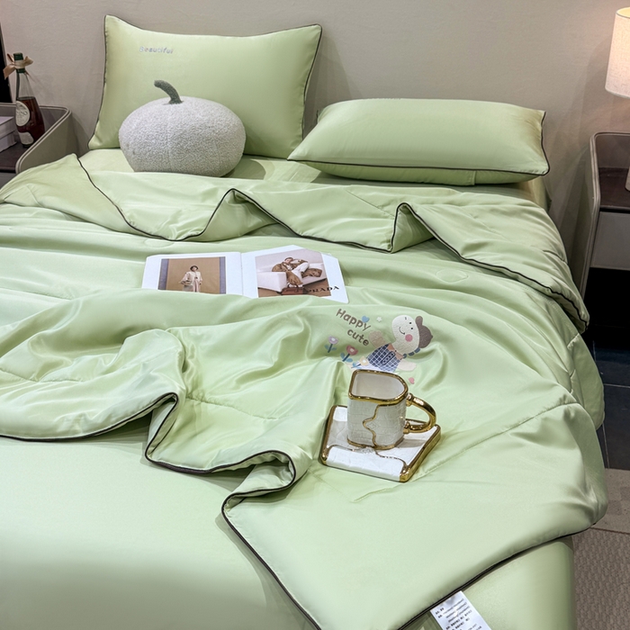 91家纺网 家纺一手货源 找家纺 蕾诺家纺 2026新款冰丝烫画夏被空调被夏凉被 被子被芯 绿色