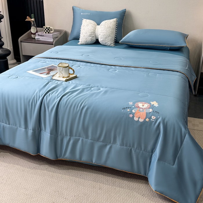 91家纺网 家纺一手货源 找家纺 蕾诺家纺 2026新款冰丝烫画夏被空调被夏凉被 被子被芯 蓝色